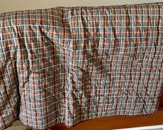 VINTAGE/ANTIQUE QUILT BACK