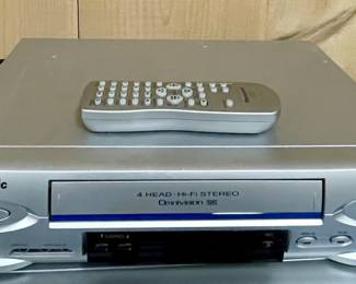 PANASONIC VHS PLAYER/RECORDER