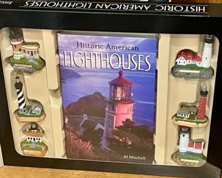 LIGHTHOUSE FIGURES/REFERENCE COLLECTION