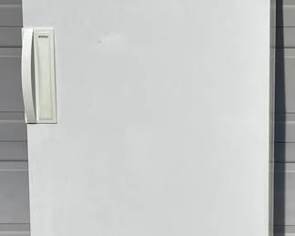 KENMORE UPRIGHT FREEZER