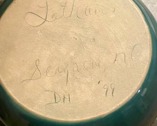 LATHAN’S POTTERY (SEAGROVE, NC) BEAN POT