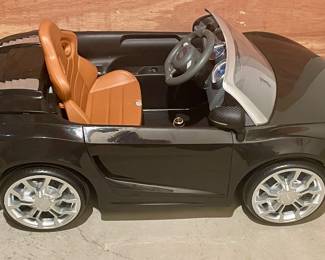 CHILD’s ELECTRIC AUDI SPORTS CAR