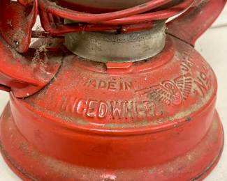 ANTIQUE WHEELED WING NO. 350 LANTERN