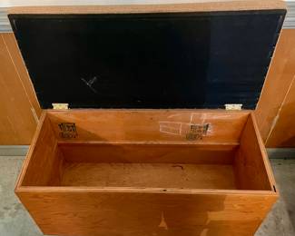 CUSTOM MADE BENCH/STORAGE
