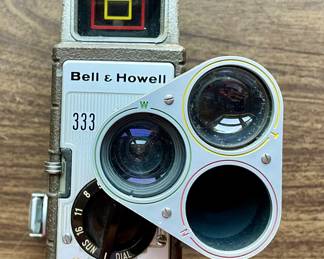 BELL & HOWELL 333 CAMERA