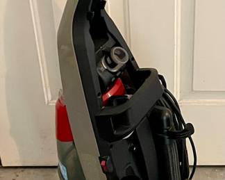VACUUM CLEANER