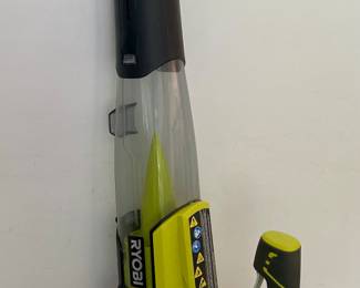 RYOBI CORDLESS ONE+ BLOWER (CHARGER AND  BATTERY INCLUDED)