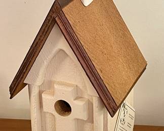 CHURCH BIRDHOUSE