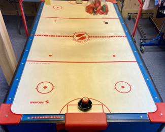 SPORTCRAFT AIR HOCKEY TABLE