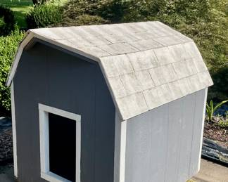 XL  DOGHOUSE w/TETHER CONNECTION 
APPROXIMATELY 4’ TALL
