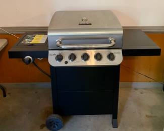 CHARBROIL GRILL