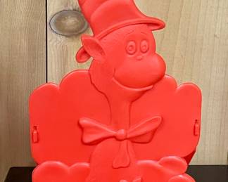 VINTAGE DR. SEUSS BOOK HOLDER
