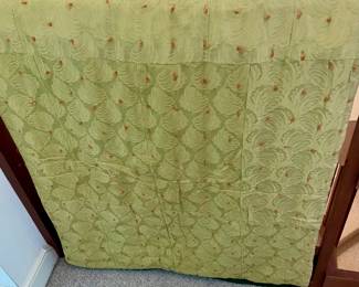 VINTAGE/ANTIQUE KNOT QUILT FRONT