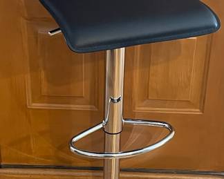 CHROME ADJUSTABLE BAR STOOL