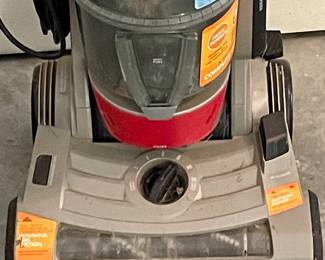 VACUUM CLEANER