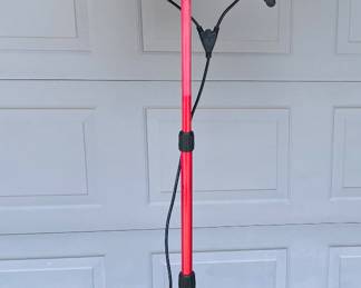 TELESCOPING HALOGEN LIGHTS