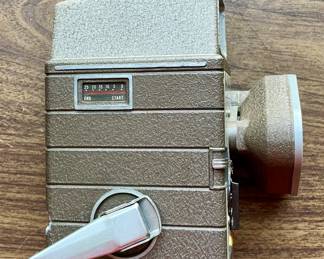 BELL & HOWELL 333 CAMERA