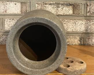 ANTIQUE SALT GLAZE BUTTER CHURN CROCK