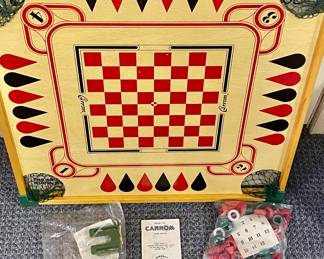 LIKE NEW VINTAGE CARROM GAMEBOARD - COMPLETE, ORIGINAL BOX