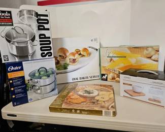 103 6SetsOfNewInBoxKitchenServingGoodies