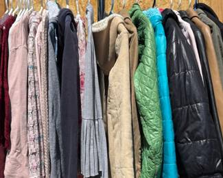 44 WomensTeenTweenClothing13JacketsJeans