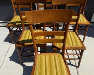 31 6AntiqueTigerOakLadderBackDiningChairs