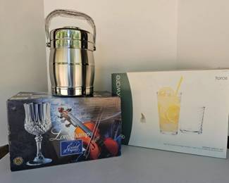 95 12PieceTumblers8PieceCrystalGobletsIceBucketNewInBox