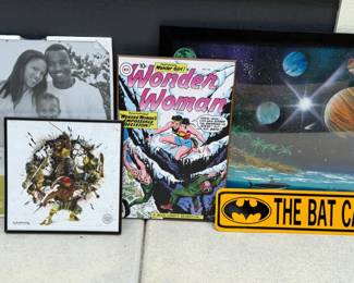 11 LimitedEditionSuperheroWallArtNIPFrame