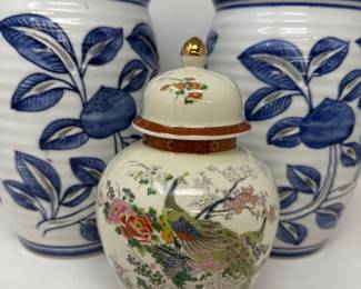 63 SlottedVases1979SatsumaGingerJar