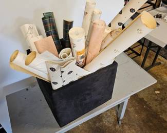 166 BoxOf20RollsOfVintageWallpaperSomeNew