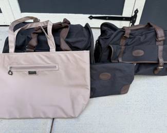 113 BellaRussoDufflesandBagSets