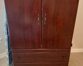 Ashley Furniture Highland Park Armoire Replicated Cherry Grain 60x39x21 inches HWD $200