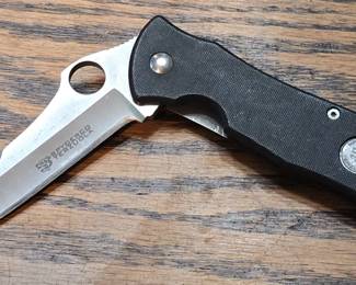 Spyderco knife
