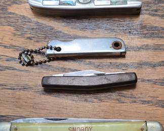 Pocket knives
