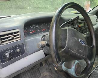 Ford F-350 XL Super Duty, V-10 Triton, 2 Wheel Drive, Tandem Axle, 185,000 miles