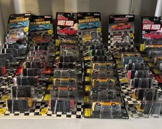 4124  NEW 52 Die Cast Cars 