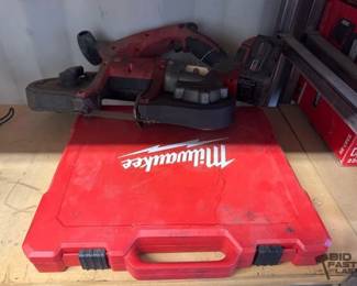 5558  Milwaukee Portable Band Saw with Battery and Socket Set 