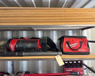 5614 Milwaukee Vaccum, Bag and Tools