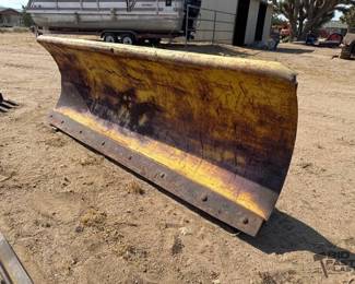 74 6.5Ft Dozer Blade Attachment