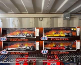 4040  4 Racing Champions 124 Scale Die Cast Top Fuel Dragsters 