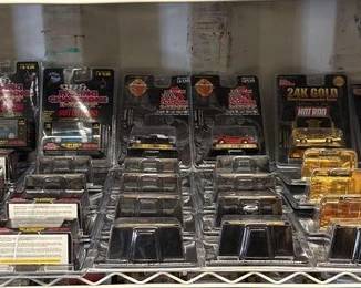 4102 NEW 39 Die Cast Cars