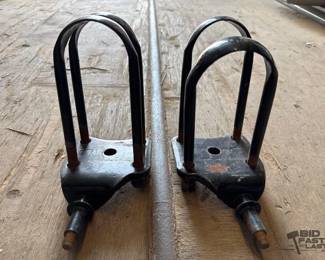 3106  Shock Plates and U Bolts 