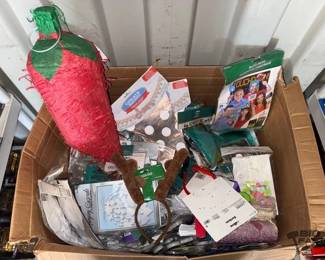 4098  NEW Party Decorations and Props 