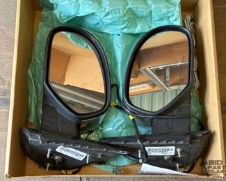 3100  GM 900 Mirrors 