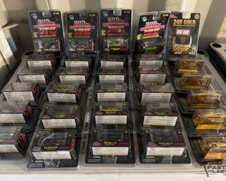 4500  NEW 30 Die Cast Cars 