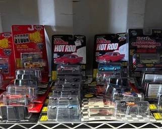 4118 NEW 46 Die Cast Cars