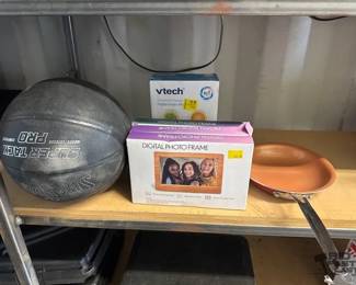 5522 3 Digital Photo Frames, VTech Digital Audio Monitor, Spalding Basketball, Red Copper Frying Pan