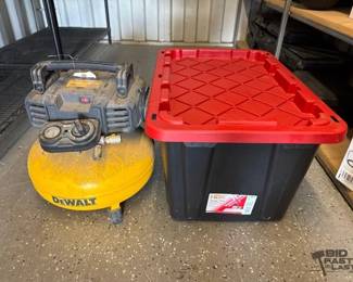 5018  DeWalt Air Compressor and 27 Gal HDX Tough Tote 