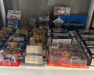 4506  NEW Die Cast Cars, RC Cars and Die Cast Airplanes 
