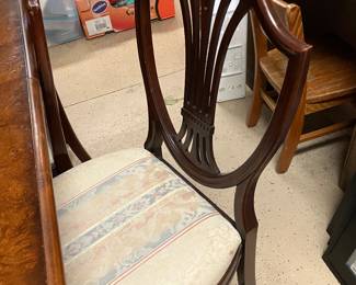 60	$200.00 	6 queen Ann chairs 
